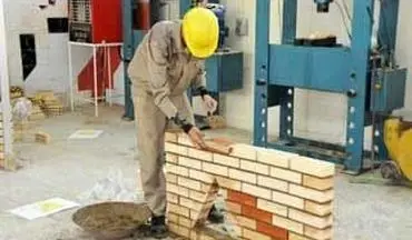 کارگران ساختمانی کرمانشاه مهارت‌های آموزشی فرا می‌گیرند  