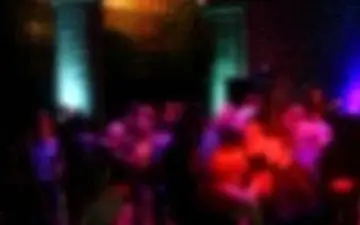 دستگیری ۶۴ دختر و پسر در استخر پارتی در اصفهان