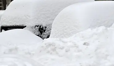 دفن شدن ماشین‌ها زیر بارش برف سنگین | تصاویر