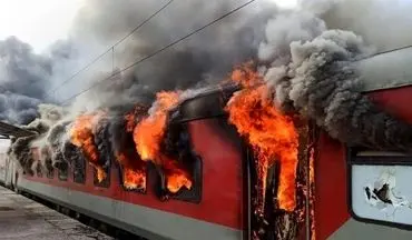 حادثه ترسناک در یک قطار هندی: مردی مسافران را به آتش کشید