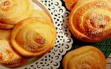 طرز تهیه  نان صبحانه | برای فرزند دلبندتون درست کنید!