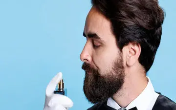 این ۸ عطر مردانه زمستانی را از دست ندهید؛ انتخاب‌هایی خاص و ماندگار