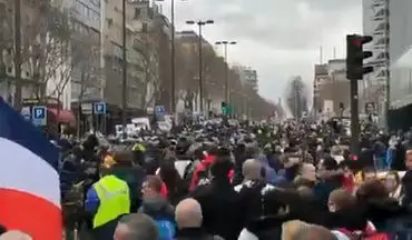 فیلم/ برخورد خشن پلیس، شیوع کرونا مانع ازهفتادمین شنبه اعتراض در فرانسه نشد