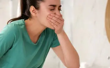 حالت تهوع در طول قاعدگی نرمال است؟

