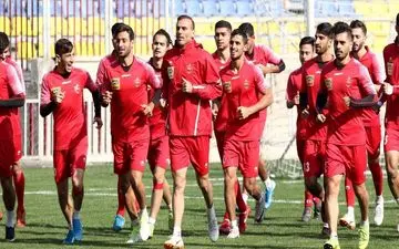 اصرار هیئت مدیره پرسپولیس برای خروج نام دو ستاره از لیست مازاد 