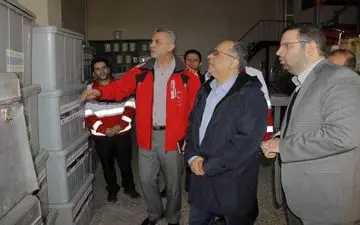بازدید دبیرکل جمعیت هلال احمر از روند آماده سازی تجهیزات اضطراری