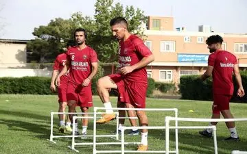 بازگشت هافبک مغضوب مطهری به نساجی(عکس)