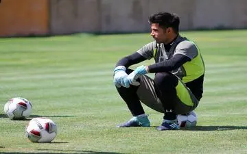 محسن فروزان: می‌گفتند خدا کند هر بازی مسموم شوم