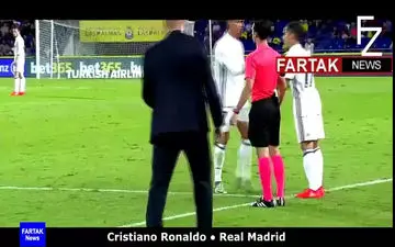 واکنش تند بازیکنان پس از تعویض + فیلم