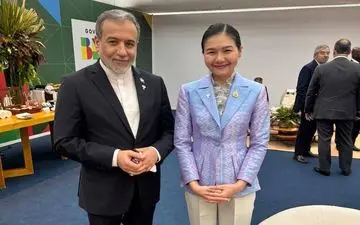 عراقچی با وزیر مشاور دفتر نخست وزیر تایلند دیدار کرد