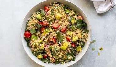 طرز تهیه کینوا با سبزیجات تازه برای یک وعده غذایی سالم