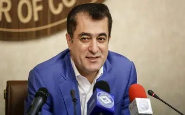 استراماچونی مقابل سپاهان روی نیمکت می‌نشیند