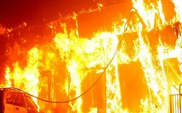 حریق کارخانۀ ریسندگی در جاده قدیم ماهان