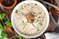 طرز تهیه سوپ جو خامه‌ ای به روش رستورانی