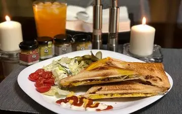 فست فود سالم | اسنک گوشت رو تو لیست غذاهات بذار