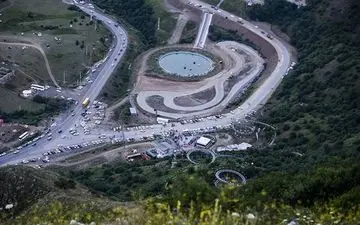  ترافیک بار دیگر حیران را قفل کرد