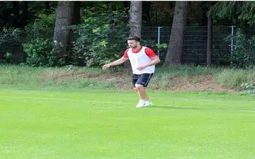 هافبک ایرانی دراردوی آمستردام (عکس)