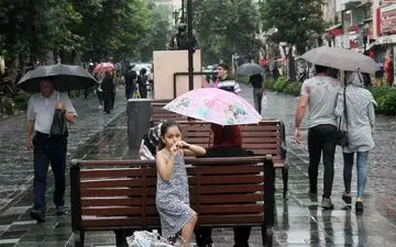  هواشناسی ایران ۱۴۰۲/۰۶/۱۰؛ هشدار ادامه فعالیت سامانه بارشی/کاهش دما در برخی استان‌های شمالی 