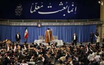 دیدار جمعی از معلمان و فرهنگیان با رهبر انقلاب