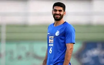 علی کریمی در آستانه بازگشت به استقلال؟ آبی‌ها به دنبال جذب هافبک باتجربه ایرانی!