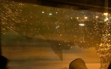 فوری / حمله به اتوبوس بازیکنان پرسپولیس + عکس