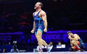 تیلور خودش را جادوگر دانست!