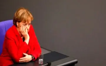 آینده ائتلاف مرکل در معرض خطر است