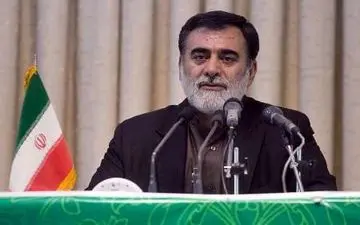 در تبین دستاوردهای این نظام کوتاهی کرده‌ایم/ نور افشانی شهر کرمانشاه در شب پیروزی انقلاب اسلامی