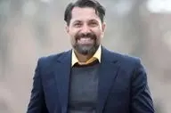 شهرداری بندرعباس قربانی استارت طلایی سپاهان ب