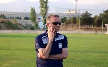 کمالوند:رقم  یک بازیکن تیم های دیگر اندازه کل بودجه ما است