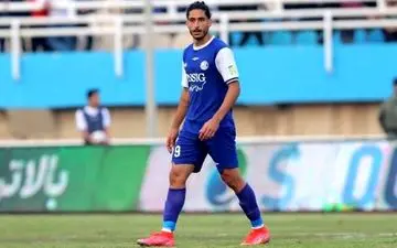 مذاکرات ادامه دار استقلال با بازیکن ملی‌پوش

