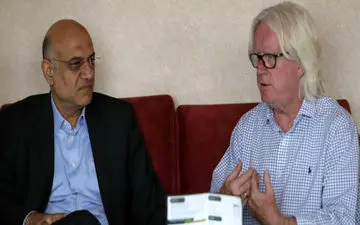 در جلسۀ شفر و فتحی چه گذشت؟