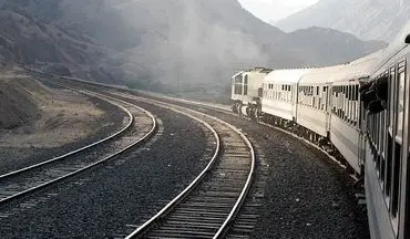 بازگشت یکی از دو قطار زنجان ـ تهران به خط ریلی