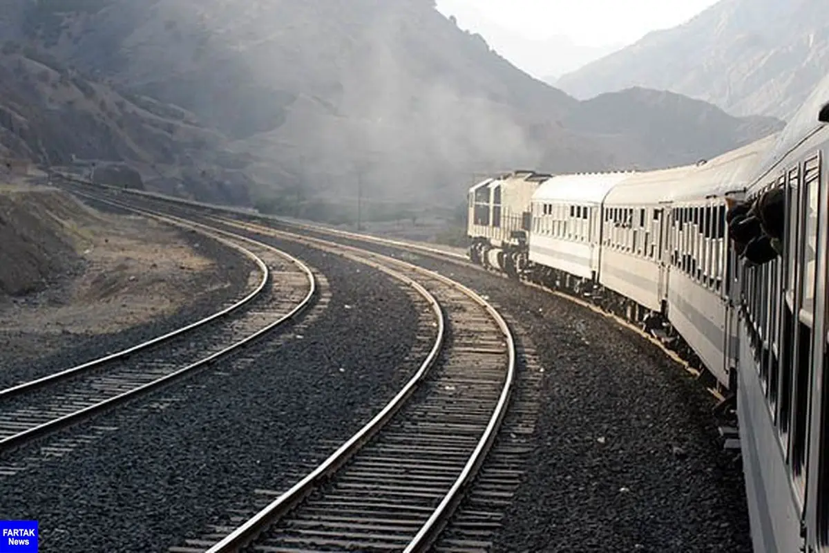 بازگشت یکی از دو قطار زنجان ـ تهران به خط ریلی