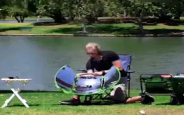 وسیله‌ای که برای طبخ غذا به گرمای آفتاب نیاز دارد! +فیلم