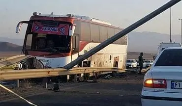 واژگونی اتوبوس این بار در اتوبان زنجان-قزوین