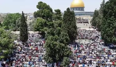 حضور ده‌ها هزار فلسطینی در نماز جمعه مسجدالاقصی