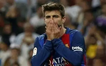 جرارد  پیکه با انتشار این عکس مورد تمسخر قرار گرفت!