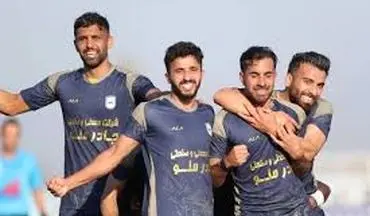 
میهمانی جذاب چادرملو در شیراز؛ لهجه یزدی به مدعیان قهرمانی اضافه شد
