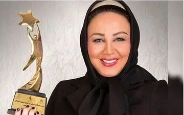 تصاویری از پوشش و ظاهر بهنوش بختیاری در تبلیغ محصولات (عکس)
