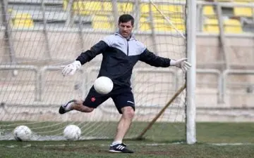 
کریم باقری دروازه بان پرسپولیس شد