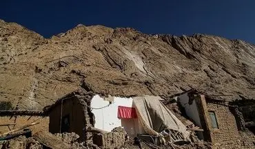 فرمانده سپاه کردستان در کنار زلزله زدگان کرمانشاه