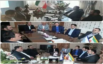 دیدار علیرضا امیرحسنخانی معاون اجرائی بیمه آرمان با محمدحضرت پور شهردار ارومیه 