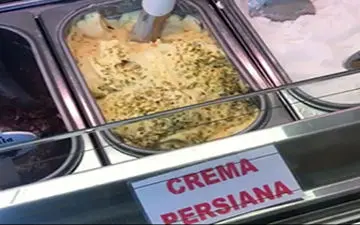 بستنی سنتی ایرانی در قلب ایتالیا + فیلم 