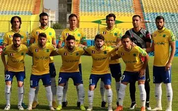 تمرینات زردپوشان بدون سرمربی آغاز می‌شود
