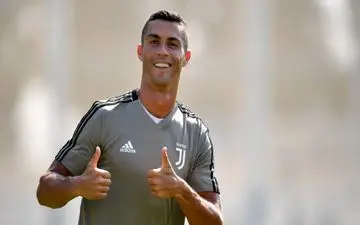 حرکت توهین آمیز رونالدو علیه هواداران رئال ؛ وقتی رونالدو ناسپاسی را در حق مادریدی ها تمام کرد!