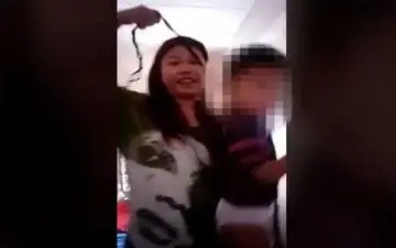 تلاش زن دیوانه برای دار زدن آنلاین فرزندش + عکس