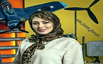 "سحر قریشی" و ماکت هواپیما + عکس