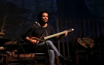 علی قمصری ممنوع‌الکار است؟