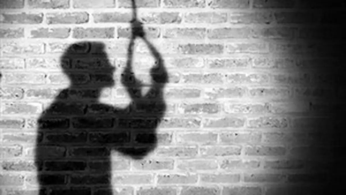 خودکشی معلم گراشی به خاطر سایت‌های شرط بندی